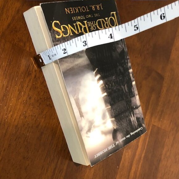 The Lord Of The Rings The Two Towers Paperback Pre-owned Book - Picture 8 of 10